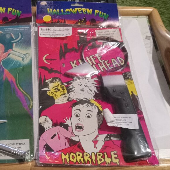 NEW 👻 Halloween Fake Nail & Plastic Knife Through Head Costume Accessory BUNDLE - Picture 3 of 3